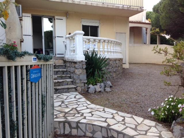 Apt Climatise T3 Saint Pierre La Mer, Terrasse, Jardin Et Parking Prive 弗勒里 外观 照片
